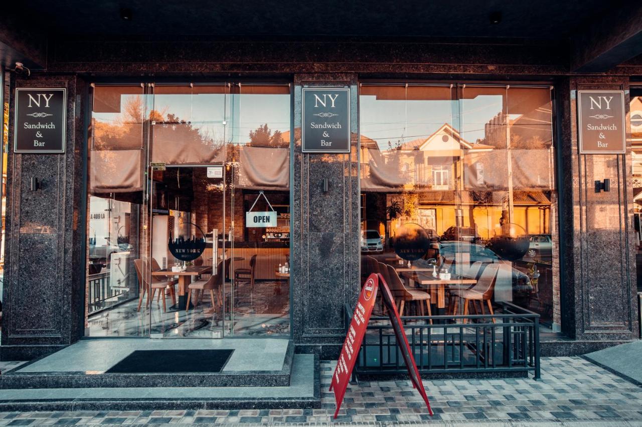 Hotel New York Tasken Kültér fotó